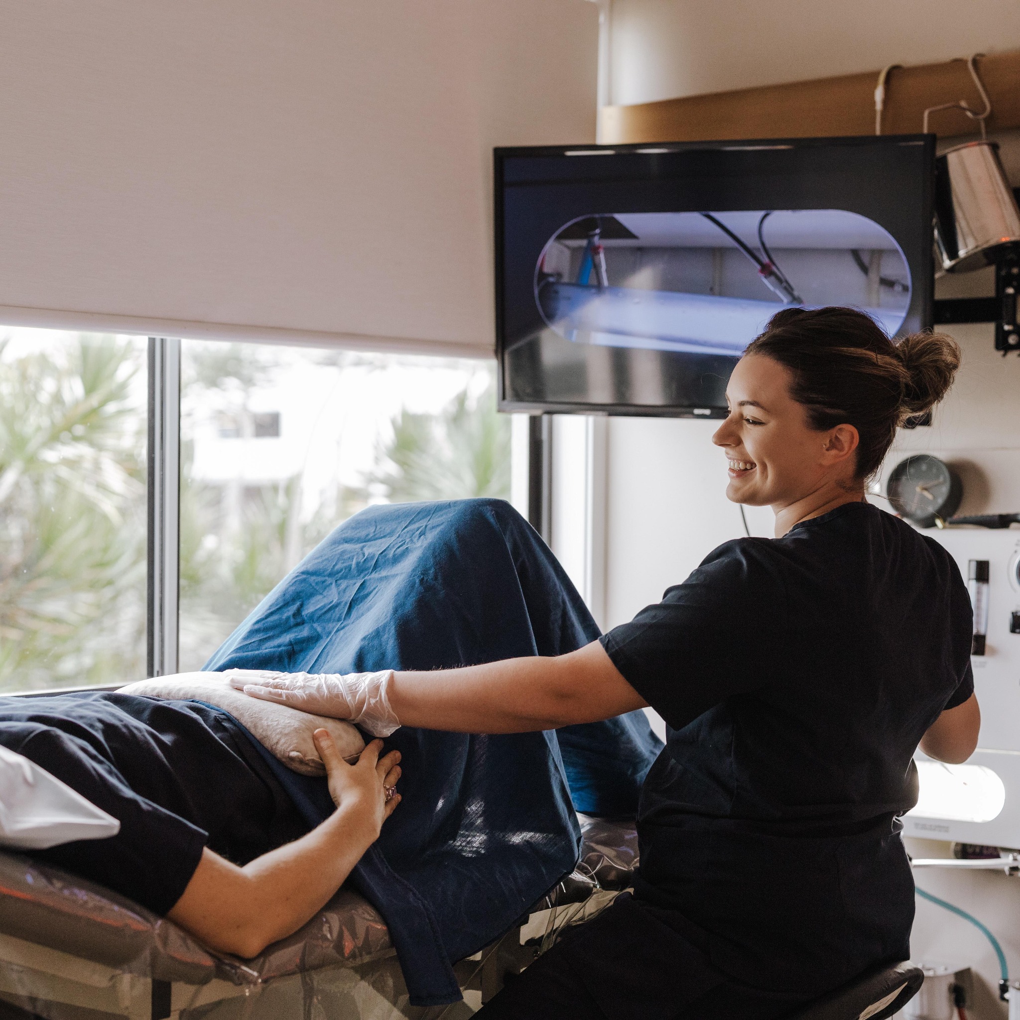 Professional colon hydrotherapy session